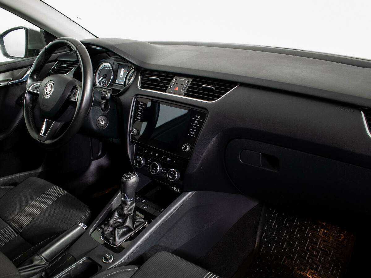 Купить Шкода Октавия, 2018, 51 932 км.. Фото: #6