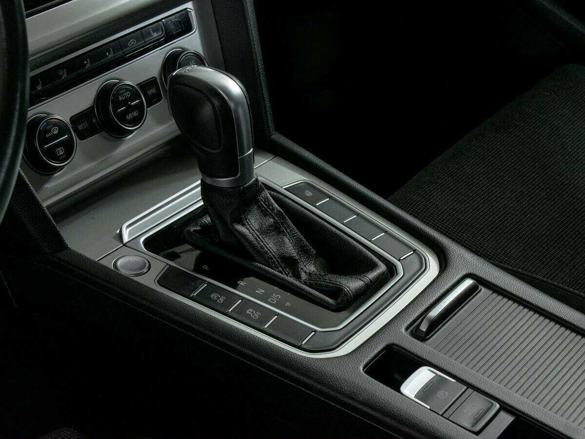 Купить Фольксваген Пассат, 2017, 86 554 км.. Фото: #12