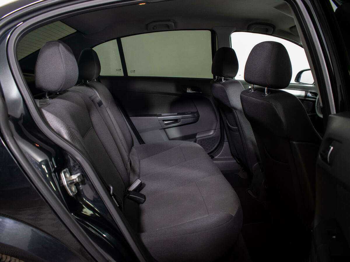 Купить Опель Астра, 2014, 164 474 км.. Фото: #7