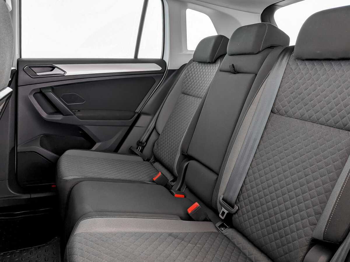 Купить Фольксваген Тигуан, 2017, 149 199 км.. Фото: #9