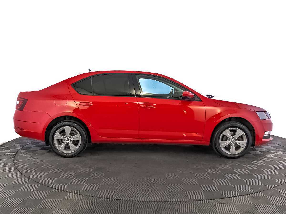 Купить Шкода Октавия, 2018, 54 386 км.. Фото: #3