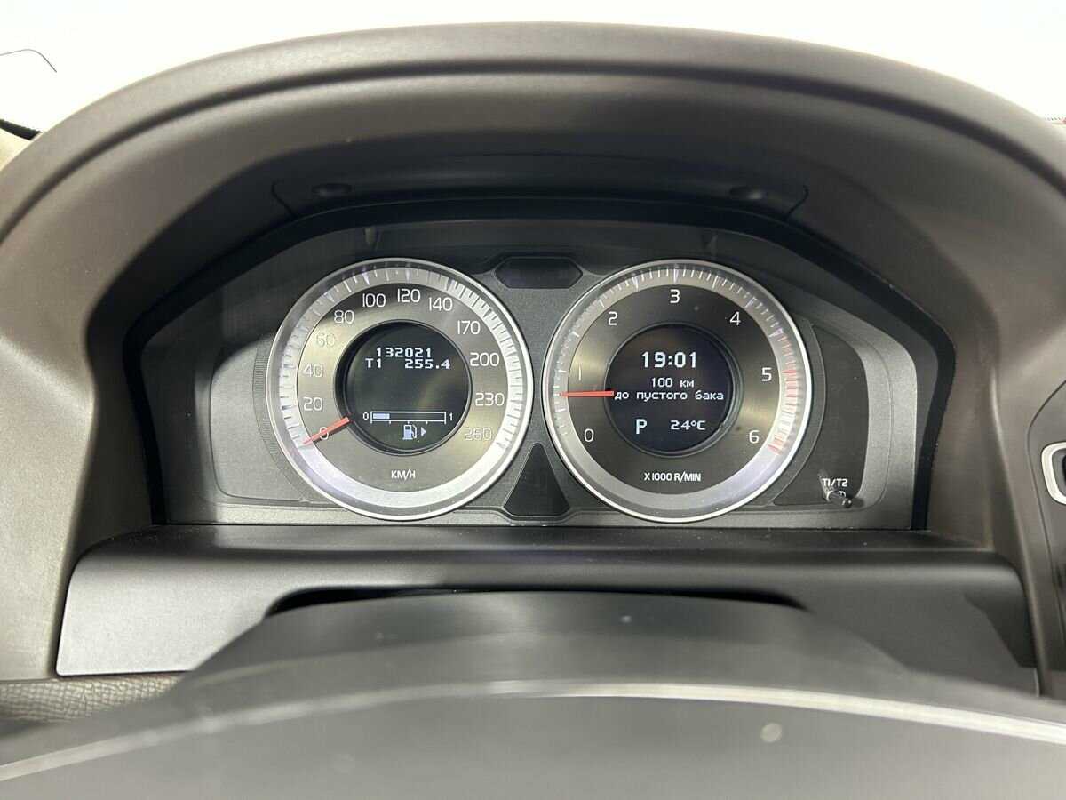 Купить Вольво ИксЦ60, 2012, 132 021 км.. Фото: #10