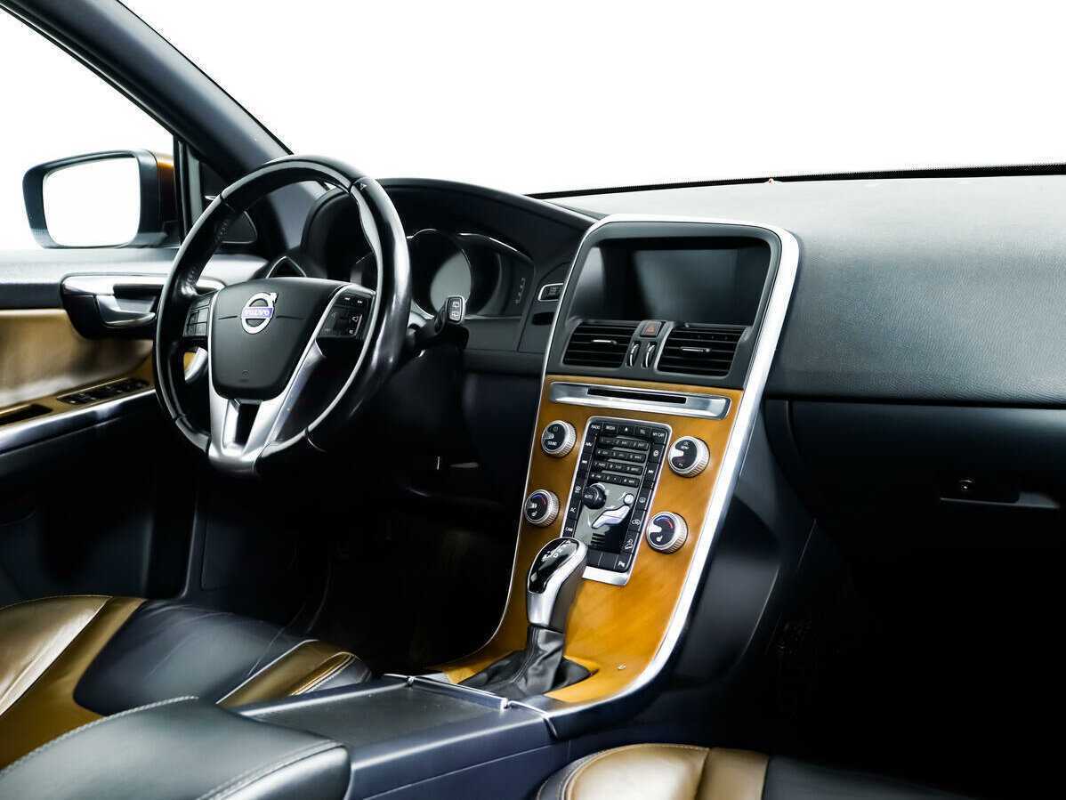 Купить Вольво ИксЦ60, 2014, 175 439 км.. Фото: #8