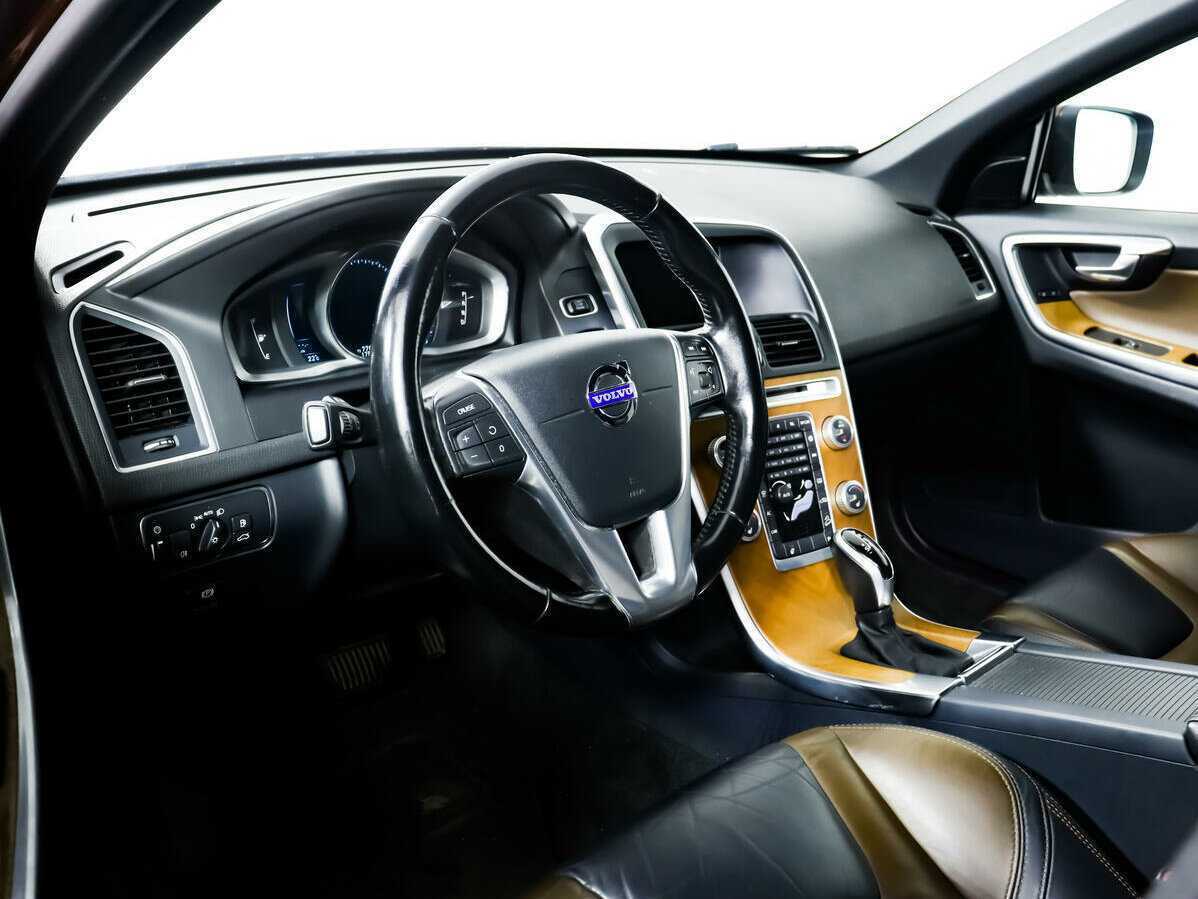 Купить Вольво ИксЦ60, 2014, 175 439 км.. Фото: #12