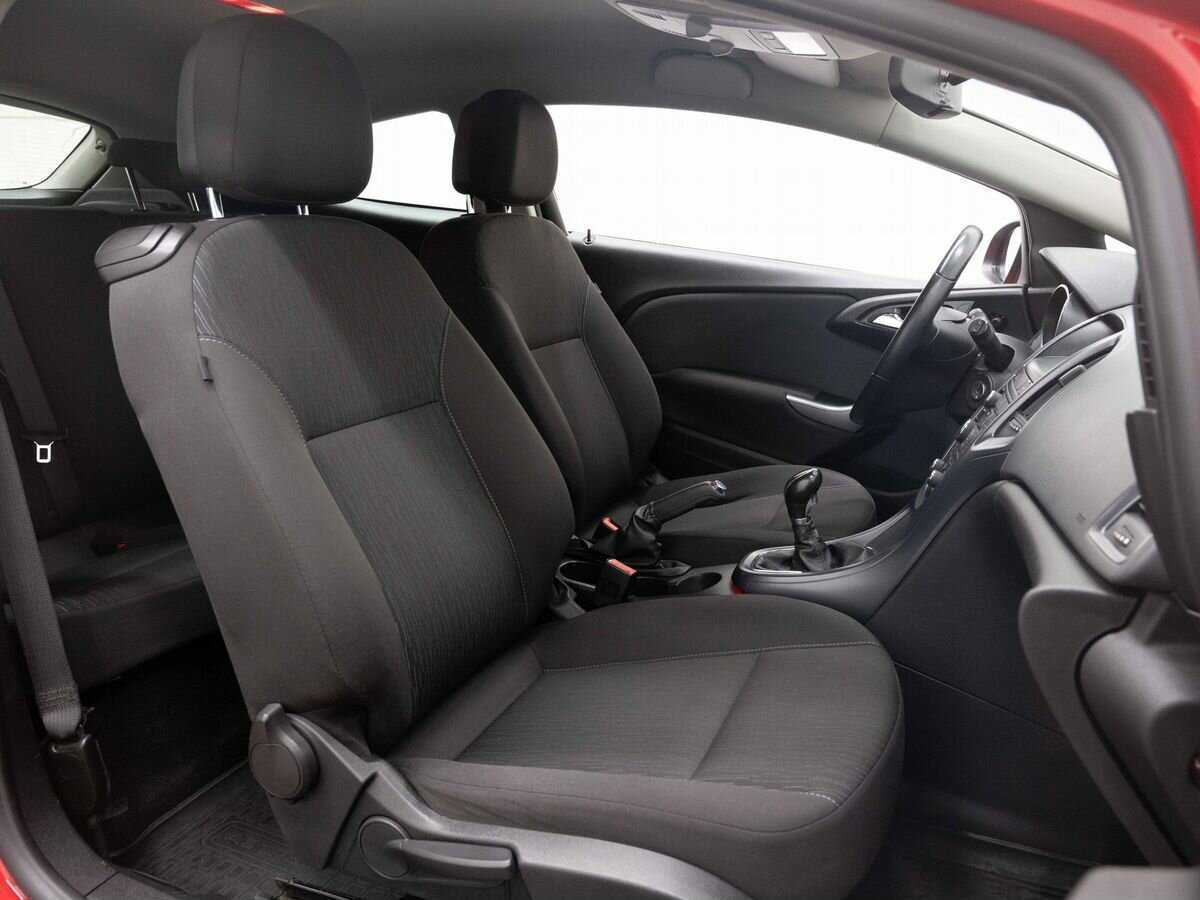 Купить Опель Астра, 2012, 320 317 км.. Фото: #12