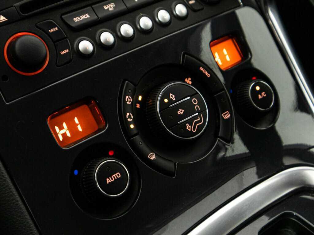 Купить Пежо 3008, 2012, 76 680 км.. Фото: #14