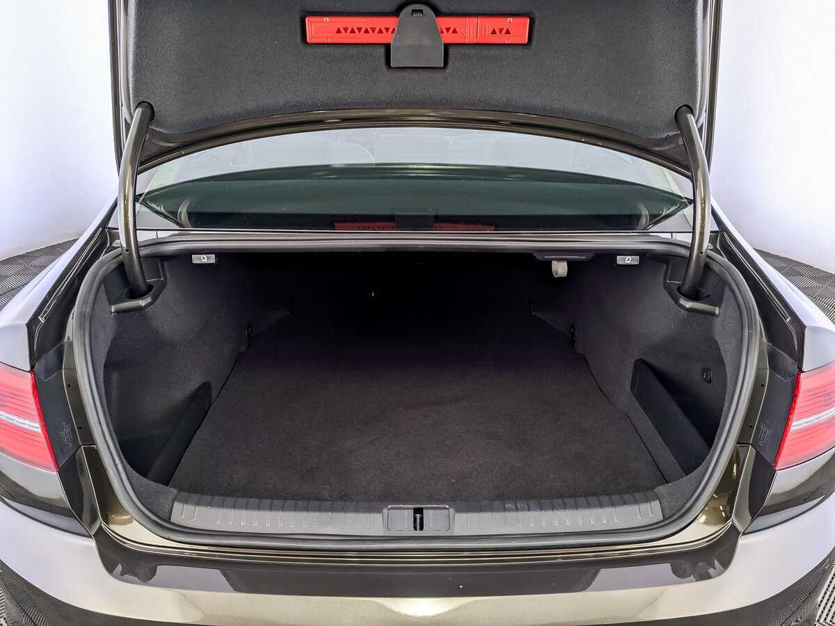 Купить Фольксваген Пассат, 2017, 75 878 км.. Фото: #9