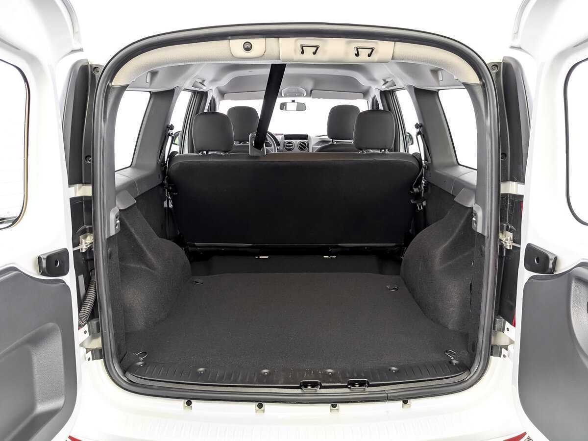 Купить Лада (ВАЗ) Ларгус, 2024, 1 469 км.. Фото: #9