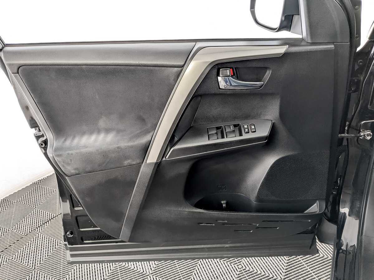 Купить Тойота Рав4, 2017, 98 540 км.. Фото: #16