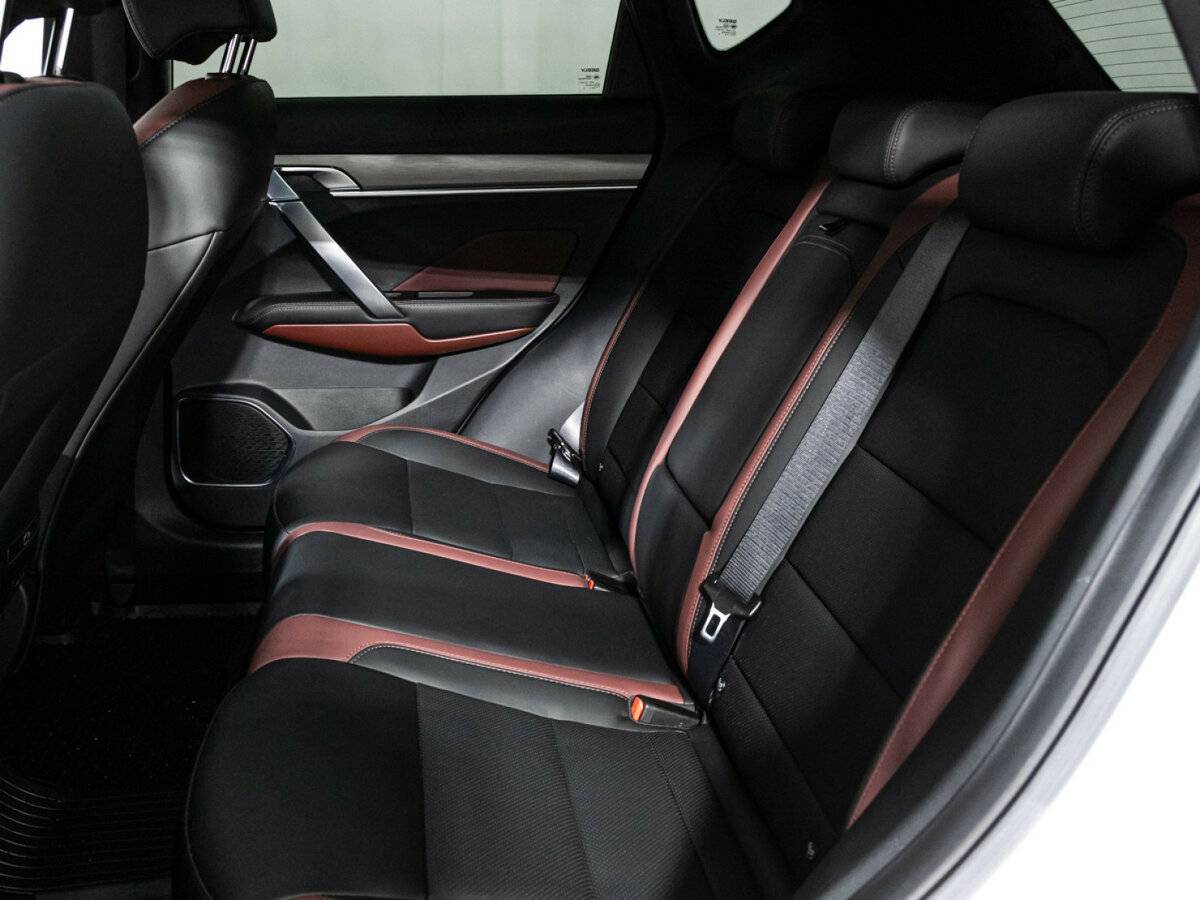 Купить Джили Кулрэй, 2023, 16 781 км.. Фото: #9