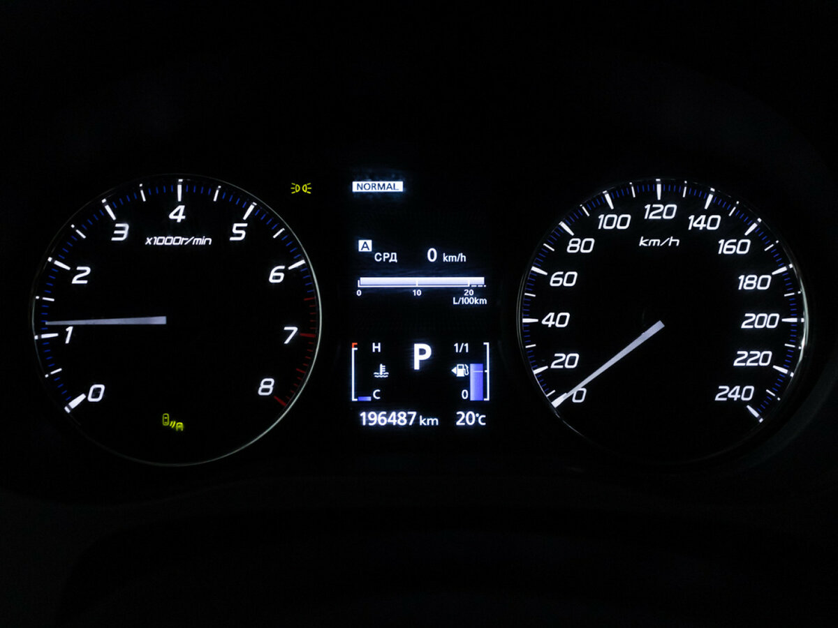 Купить Митсубиши Оутлэндер, 2020, 196 485 км.. Фото: #9