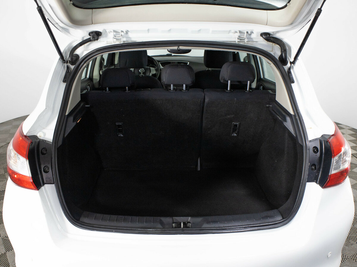 Купить Ниссан Тиида, 2015, 122 139 км.. Фото: #6