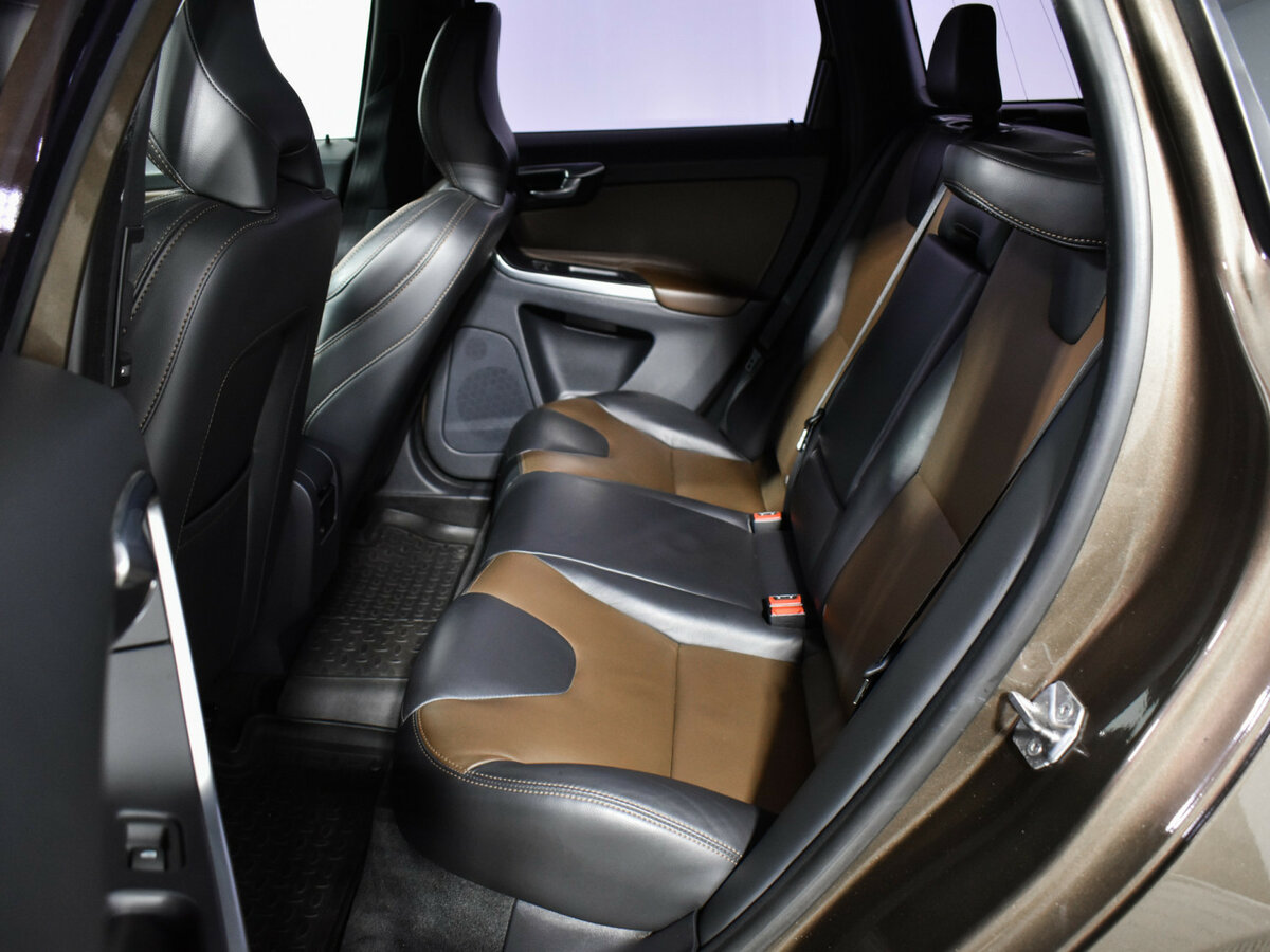 Купить Вольво ИксЦ60, 2017, 167 000 км.. Фото: #9