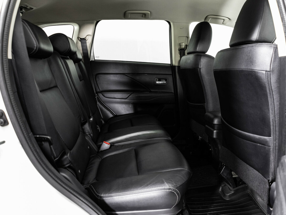 Купить Митсубиши Оутлэндер, 2016, 200 293 км.. Фото: #15